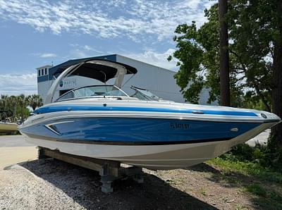 BOATZON | Crownline Eclipse E275 XS 2021