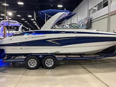 BOATZON | Crownline Eclipse E285 2025