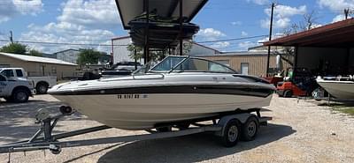 BOATZON | Crownline Runabout 2005