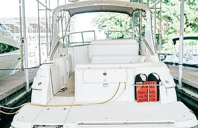 BOATZON | Cruisers Yachts 3075 Express 2001 BOATZON | Cruisers Yachts 3075 Express 2001