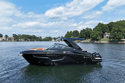 BOATZON | Cruisers Yachts 34GLSOB SOUTH BEACH 2022