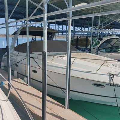 BOATZON | Cruisers Yachts 3672 Express 2001 BOATZON | Cruisers Yachts 3672 Express 2001