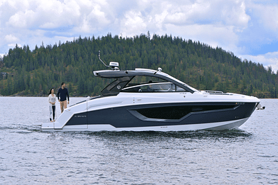 BOATZON | Cruisers Yachts 42 GLS 2025 BOATZON | Cruisers Yachts 42 GLS 2025