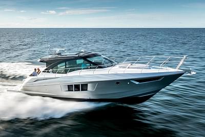 BOATZON | Cruisers Yachts 45 Cantius 2017