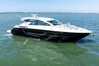 BOATZON | Cruisers Yachts 46 Cantius 2025 BOATZON | Cruisers Yachts 46 Cantius 2025