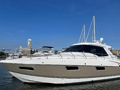 BOATZON | Cruisers Yachts 48 Cantius 2012