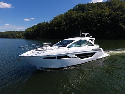 BOATZON | Cruisers Yachts 50 Cantius 2022