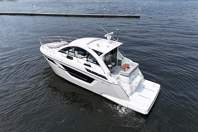 BOATZON | Cruisers Yachts 50 Cantius 2025