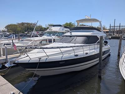 BOATZON | Cruisers Yachts 5000 Sport Sedan 2003 BOATZON | Cruisers Yachts 5000 Sport Sedan 2003