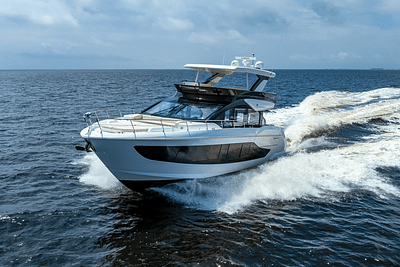 BOATZON | Cruisers Yachts 57 Fly 2025 BOATZON | Cruisers Yachts 57 Fly 2025