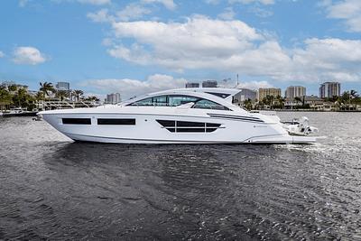 BOATZON | Cruisers Yachts 60 CANTIUS 2023