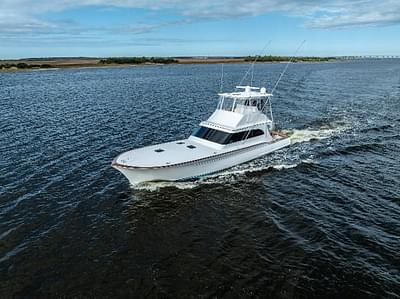 BOATZON | Custom Carolina 60