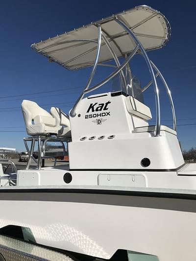 BOATZON | Dargel Kat 250HDX 2025 BOATZON | Dargel Kat 250HDX 2025
