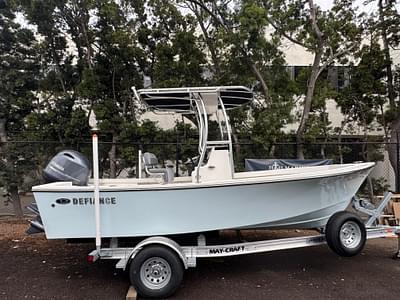 BOATZON | Defiance CATALINA 190 2025