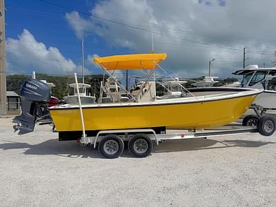 BOATZON | 2002 Dorado 23