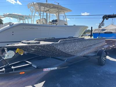 BOATZON | Edge Duck Boats Standard 656DB 2025