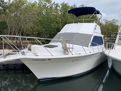 BOATZON | 1985 Egg Harbor 33 Convertible BOATZON | 1985 Egg Harbor 33 Convertible