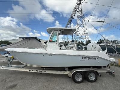 BOATZON | Everglades 235 Center Console 2022