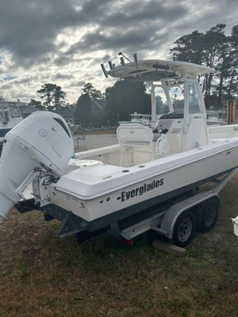 2014 Everglades 243CC - Sold Boat
