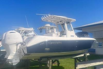 BOATZON | Everglades 255 Center Console 2017