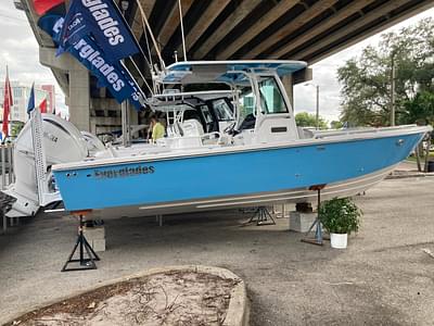 BOATZON | Everglades 273 CC 2022