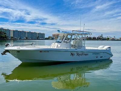 BOATZON | Everglades 335 Center Console 2020