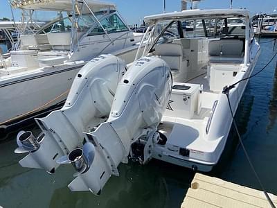 BOATZON | Everglades 340 Dual Console 2019