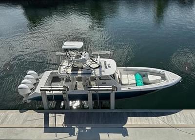 BOATZON | Everglades 435 Center Console 2017