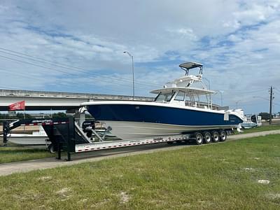 BOATZON | Everglades 435 Center Console 2018