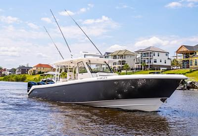 BOATZON | Everglades 435 Center Console 2018