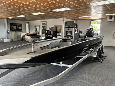 BOATZON | Excel Bay Pro 220 Elite 2026