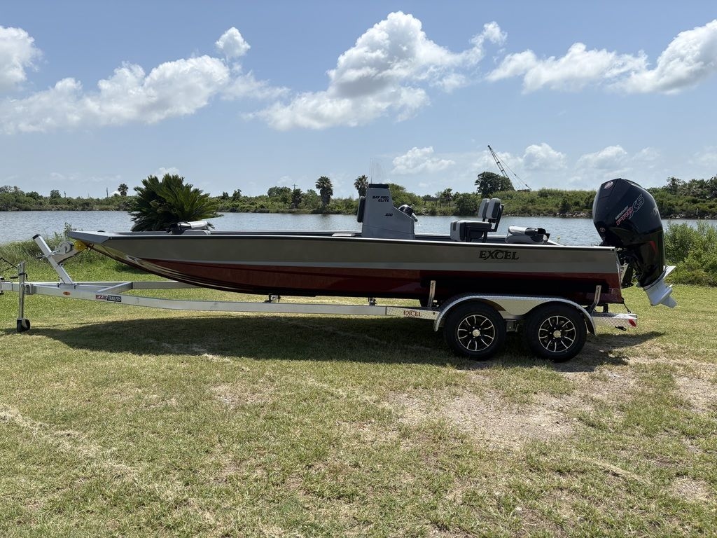 2025 Excel Bay Pro Elite 220 - Sold Boat