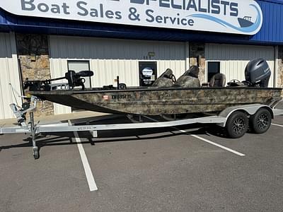 BOATZON | Excel Boats Catfish Pro 21 Side Console 2024