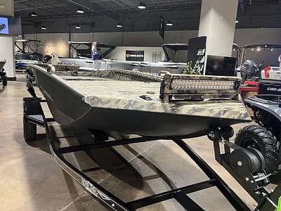 BOATZON | Excel Boats Eclipse 2025