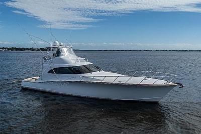 BOATZON | F&S Custom Express Sportfish 2017