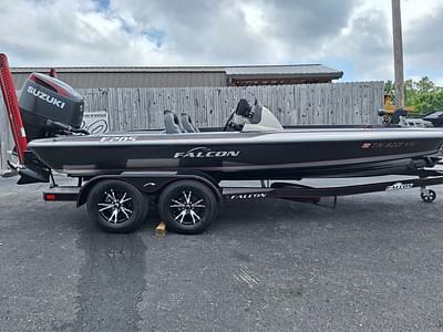 BOATZON | Falcon Bass Boats F205 2018 BOATZON | Falcon Bass Boats F205 2018
