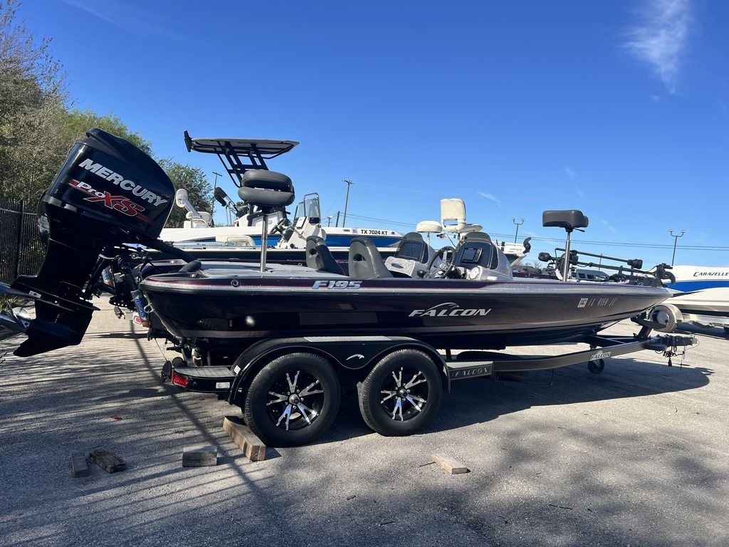 2018 Falcon F195 - Sold Boat