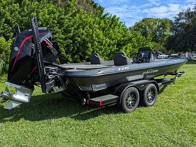 BOATZON | 2026 Falcon F215