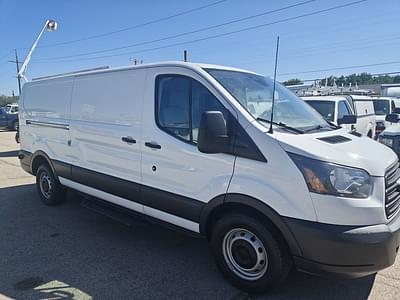 BOATZON | Ford Transit Van 2017 BOATZON | Ford Transit Van 2017