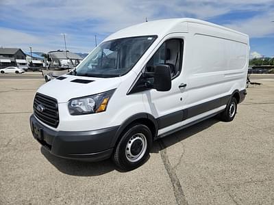 BOATZON | Ford Transit Van 2018