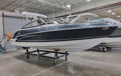 BOATZON | Formula 240 Bowrider 2026
