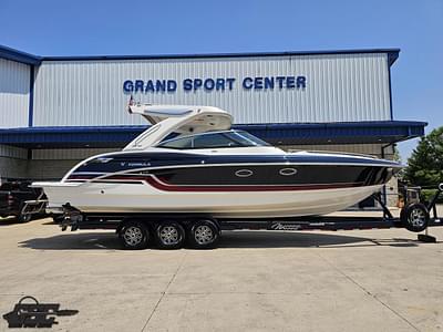 BOATZON | Formula 330 Crossover Bowrider 2020 BOATZON | Formula 330 Crossover Bowrider 2020