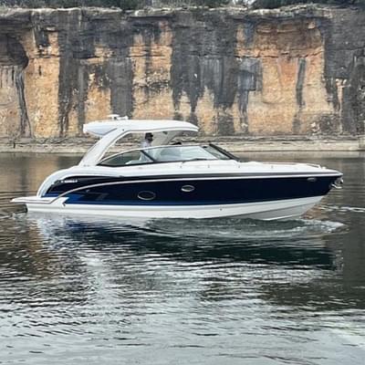 BOATZON | Formula 350 Crossover Bowrider 2023 BOATZON | Formula 350 Crossover Bowrider 2023