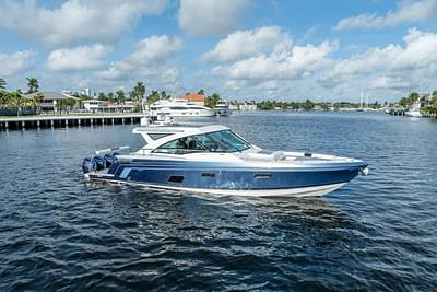 BOATZON | Formula 430 Super Sport Crossover 2021 BOATZON | Formula 430 Super Sport Crossover 2021