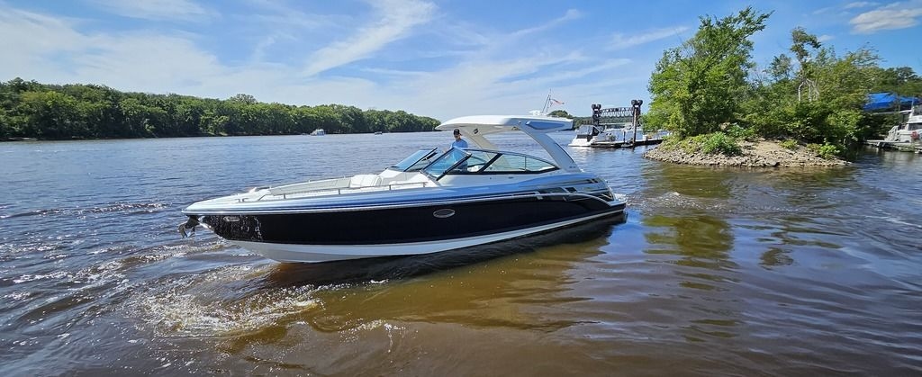 2021 Formula Boats 330 Crossover Bowrider - Sold Boat