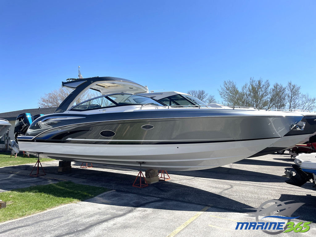 2024 Formula Boats 350 Crossover Bowrider - Sold Boat