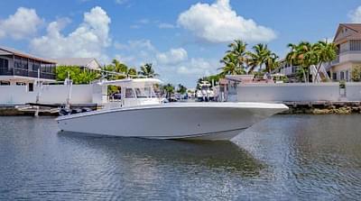 BOATZON | Fountain 38 Center Console 2007