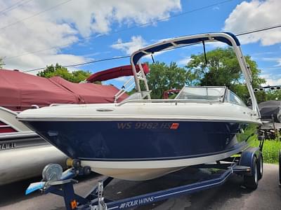 BOATZON | 2003 Four Winns 210 Horizon