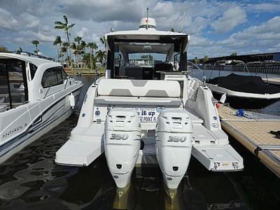 BOATZON | Four Winns 355 Vista FX OB 2020