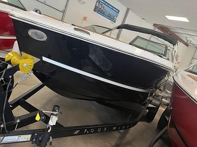 BOATZON | Four Winns Freedom 20 2025